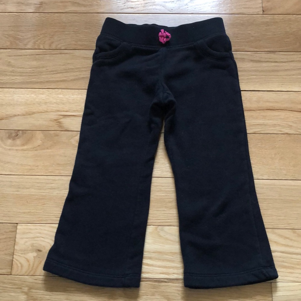 🍁 5/$15 3T Black Sweatpants by Jumping Bean